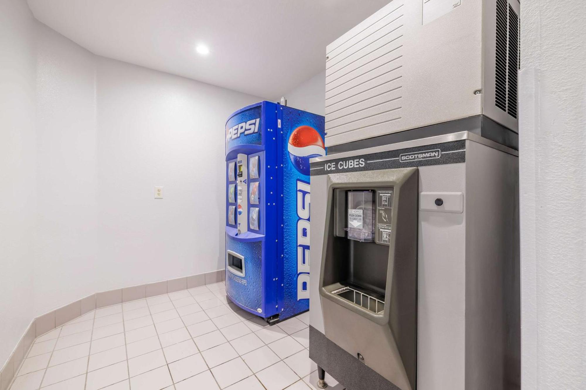Motel 6-Auburn, Ca Екстериор снимка